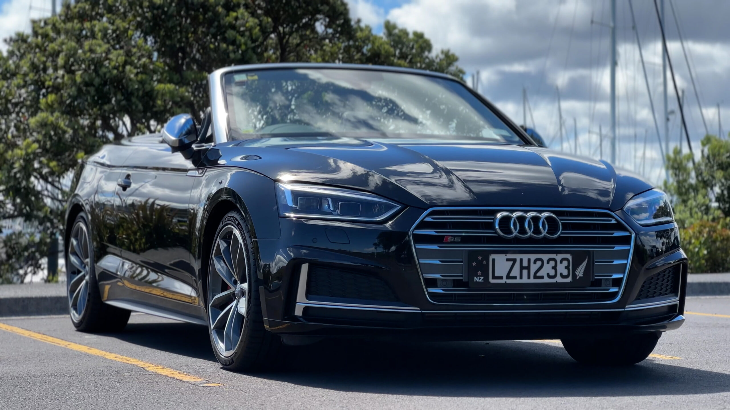 Convertible sports car hire NZ